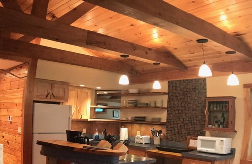 Saranac Lake House | LAKEFRONT FAMILY RETREAT off the beaten track near LAKE PLACID