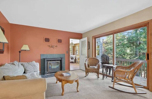 Lake Luzerne-Hadley House | Lakefront Fireplace Sleeps 10 Near Ski EV Charger