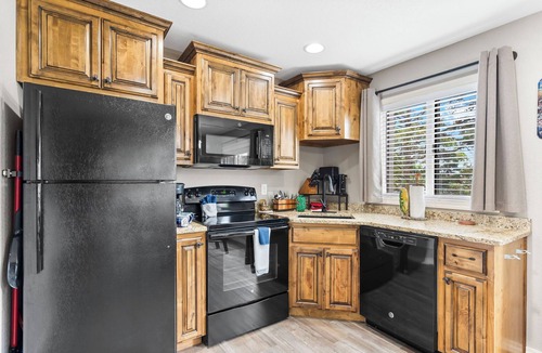 Kimberling City Condo | Lakefront Fishin Hole at Table Rock with Free Tickets & Community Amenities