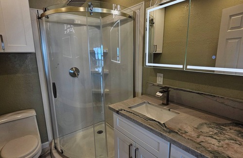 Granite Bay House | Lakefront! Folsom Lakefront home. n3-bedroom unit with AC lakefront Granite Bay