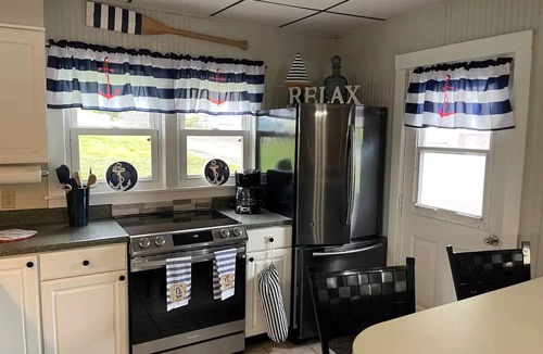 Harveys Lake House | Lakefront Fun @ Harveys Lake