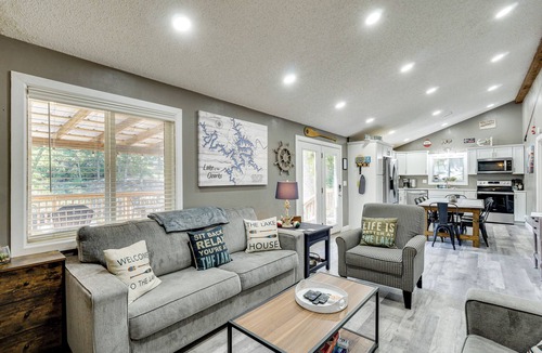 McColley House | Lakefront Fun in Sunrise Beach! Pet-Friendly Home!