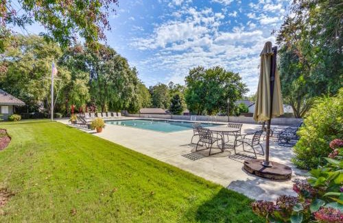 Seneca House | Lakefront Fun Near Clemson! Retreat w/Pool Access