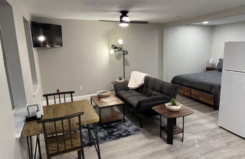 Brazoria Apartment | Lakefront Gem Awaits! n