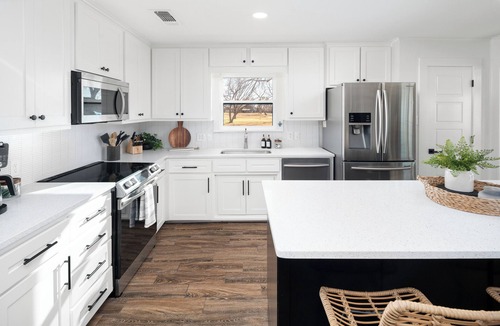 Graford House | Lakefront Gem w/Hot Tub & Game Room in Graford