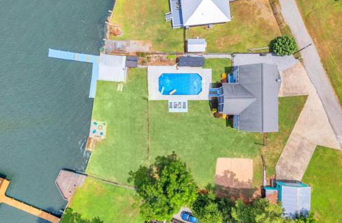 Greenwood House | Lakefront Getaway - Dock, Pool, Sunset, Games