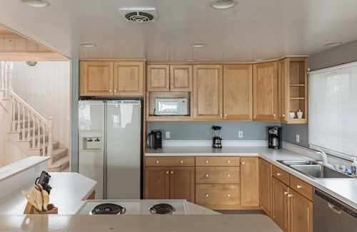 Twin Lakes House | Lakefront Getaway Perfect for All Seasons