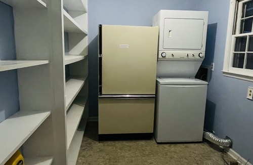 Senoia House | Lakefront Getaway