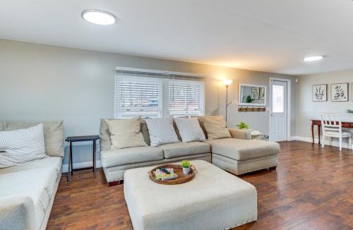 Bogart House | Lakefront Getaway w/Porch in Athens Area!