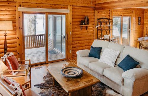 Athens House | Lakefront Getaway with Fire Pit in Akron