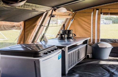 Herpelmont House | Lakefront Glamping w/Pets