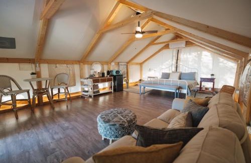 Bastrop House | Lakefront Glamping Safari Tent 5 The Hummingbird
