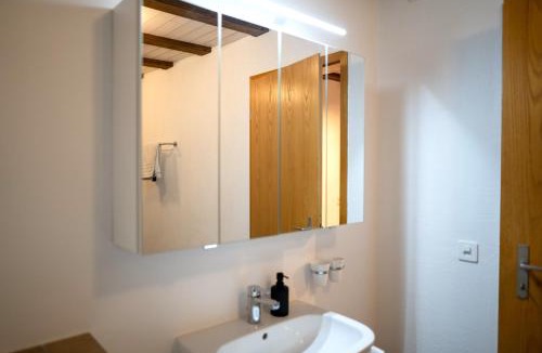 Ligerz Apartment | Lakefront Grand Residence
