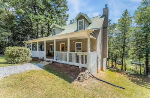 Reed Creek House | Lakefront Hartwell Home Private Dock + Sleeps 15