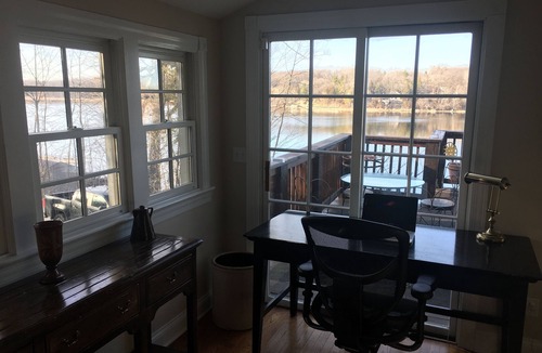 Elkhorn House | LAKEFRONT HIDDEN GEM !