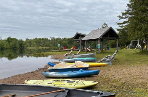 Norland Resort | Lakefront Hideaway Resort 10 Total cabins-Lake View, Private Beach