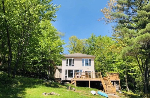 Broadbent Cottage | Lakefront Hideaway w/Private Beach + Dock | Parry Sound