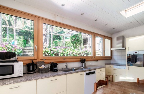 Caslano House | Lakefront historic house in Caslano (MERIGGI LAKEFRONT)