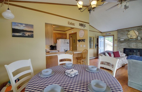 Ingles House | Lakefront Hiwassee Home w/Private Dock & Deck!