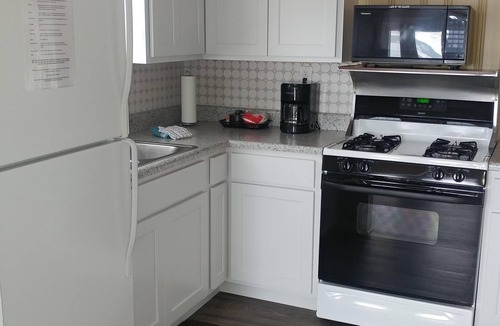 Sunrise Beach House | Lakefront Home at Captain Ron's #62