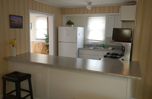 Sunrise Beach House | Lakefront Home at Captain Ron's #62