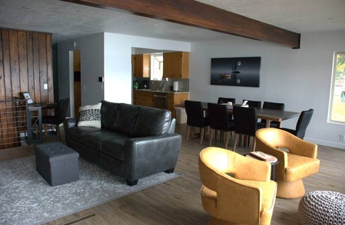 Sagle House | Lakefront Home: Firepit & Game Room Near Sandpoint