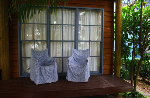 Smiths Lake House | Lakefront Home for Two - Romantic Couples Getaway