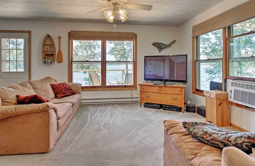 Brandon House | Lakefront home in Brandon w/fire pit, deck & dock!