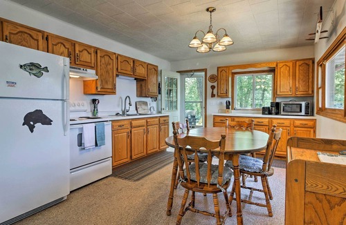 Brandon House | Lakefront home in Brandon w/fire pit, deck & dock!