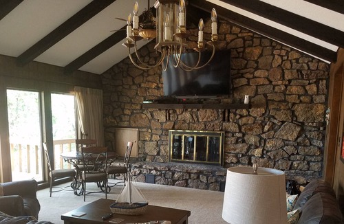 Greers Ferry House | Lakefront home on Greers Ferry Lake!