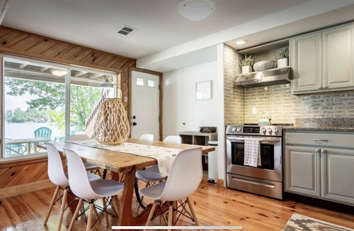 White Lake House | Lakefront Home on Woodstock Way