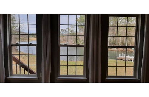 Crossville House | Lakefront Home- PETS, firepit, jukebox, pool table, canoe, kayak
