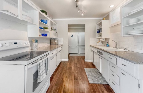 Hayden House | Lakefront Home Private Dock Kayaks