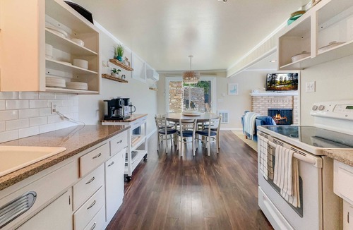 Hayden House | Lakefront Home Private Dock Kayaks