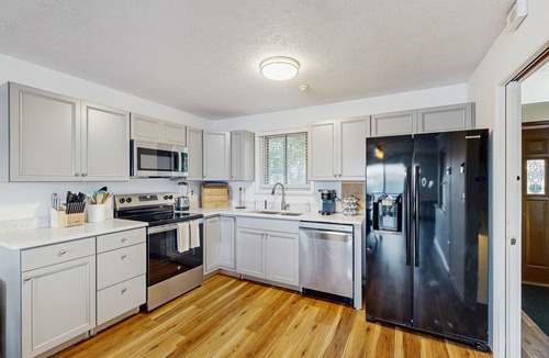 Rushville House | Lakefront home & studio with and two firepits - close to attractions