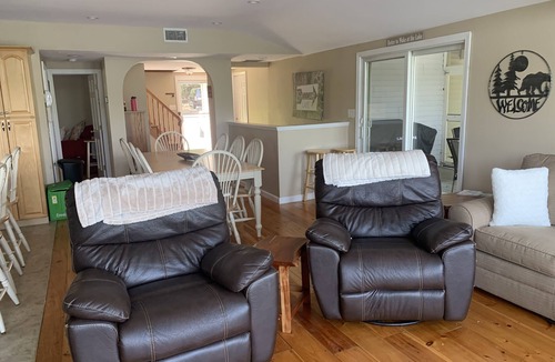 Gilmanton House | Lakefront Home