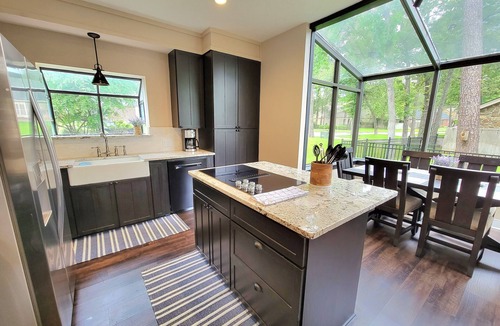 Walden on Lake Conroe House | Lakefront Home w/Pool and dock on Lake Conroe