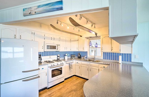 Buckeye Lake House | Lakefront Home w/Rooftop Deck, Grill, Games!