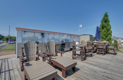 Buckeye Lake House | Lakefront Home w/Rooftop Deck, Grill, Games!