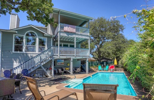 Granite Shoals House | Lakefront Home w/ Pool! Free Early Check-In / Late Check-Out Fall Special!