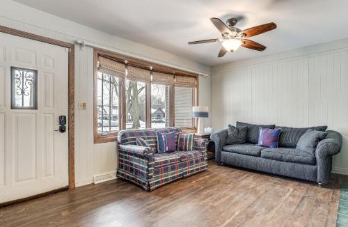 Paw Paw House | Lakefront Home w/Views, 7 Mi to Dtwn Paw Paw