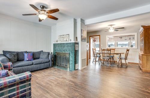 Paw Paw House | Lakefront Home w/Views, 7 Mi to Dtwn Paw Paw