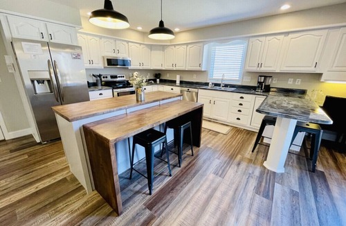 Gilbertsville Villa | Lakefront Home with Private Dock