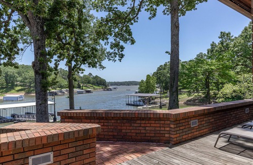 Grove House | Lakefront Home with Boat Slips, Free Pool Access and On-Site Boat Rental