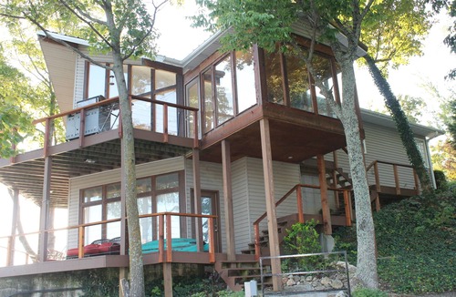Edwards House | Lakefront Home with Breathtaking Panoramic Views