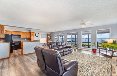 Grove House | Lakefront Home with Dock Access