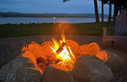 Mayfield House | Lakefront Home with 200' of lakefront in the backyard