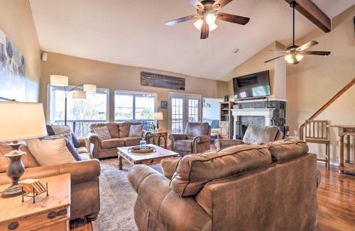 Point Venture House | Lakefront Home with Point Venture Golf Access!