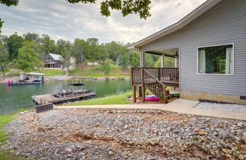 Horseshoe Bend House | Lakefront Horseshoe Bend Home with Boat Dock!