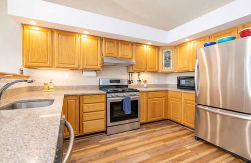 North Shore Acres House | Lakefront, Hot Tub, Firepit, Dock w/Boat Slip, Pet Friendly, Kayak